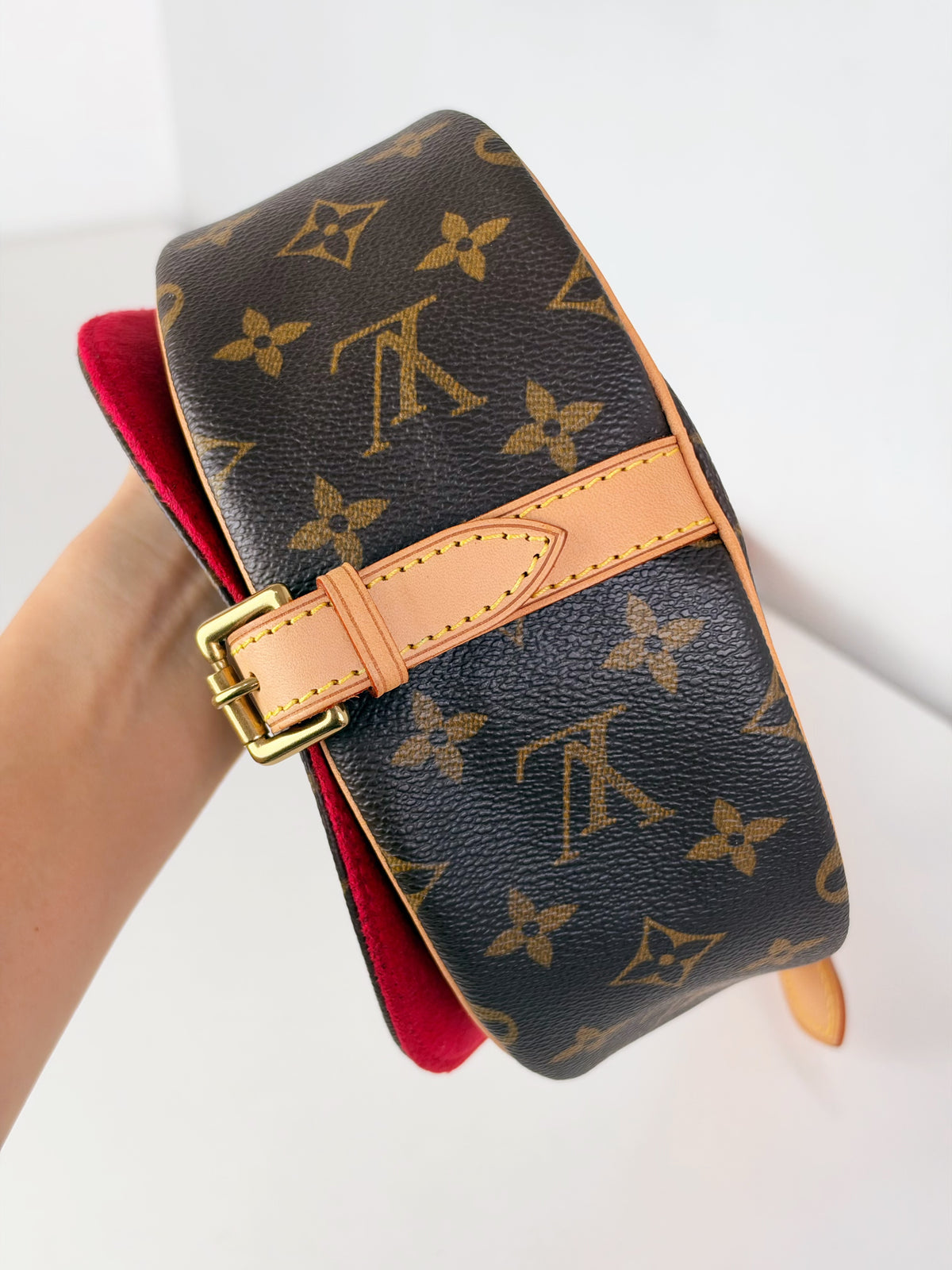 Louis Vuitton Vintage Tambourine Crossbody Bag