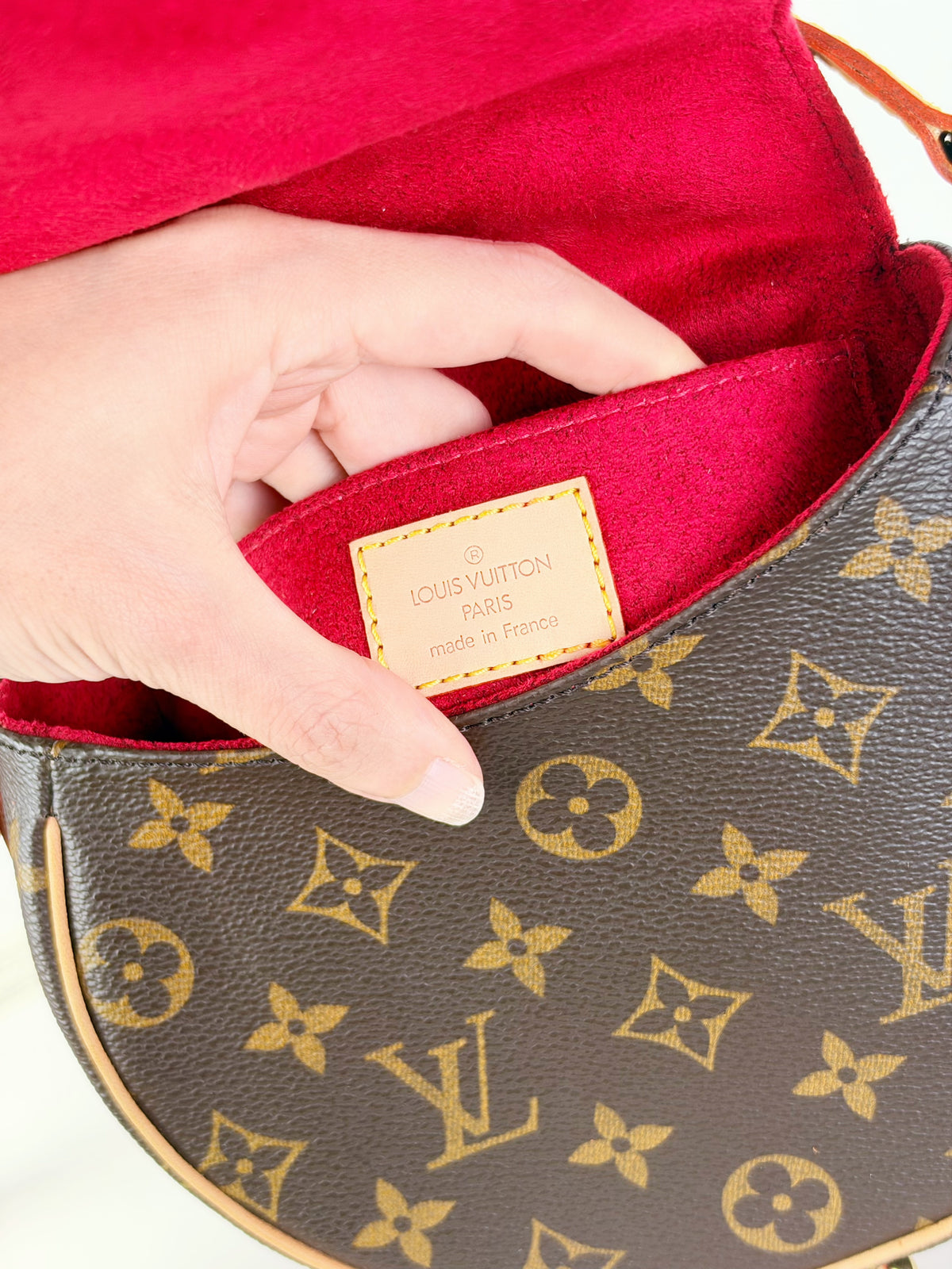 Louis Vuitton Vintage Tambourine Crossbody Bag