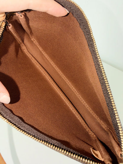 Louis Vuitton Vintage Pochette Accessoires Shoulder Crossbody Bag