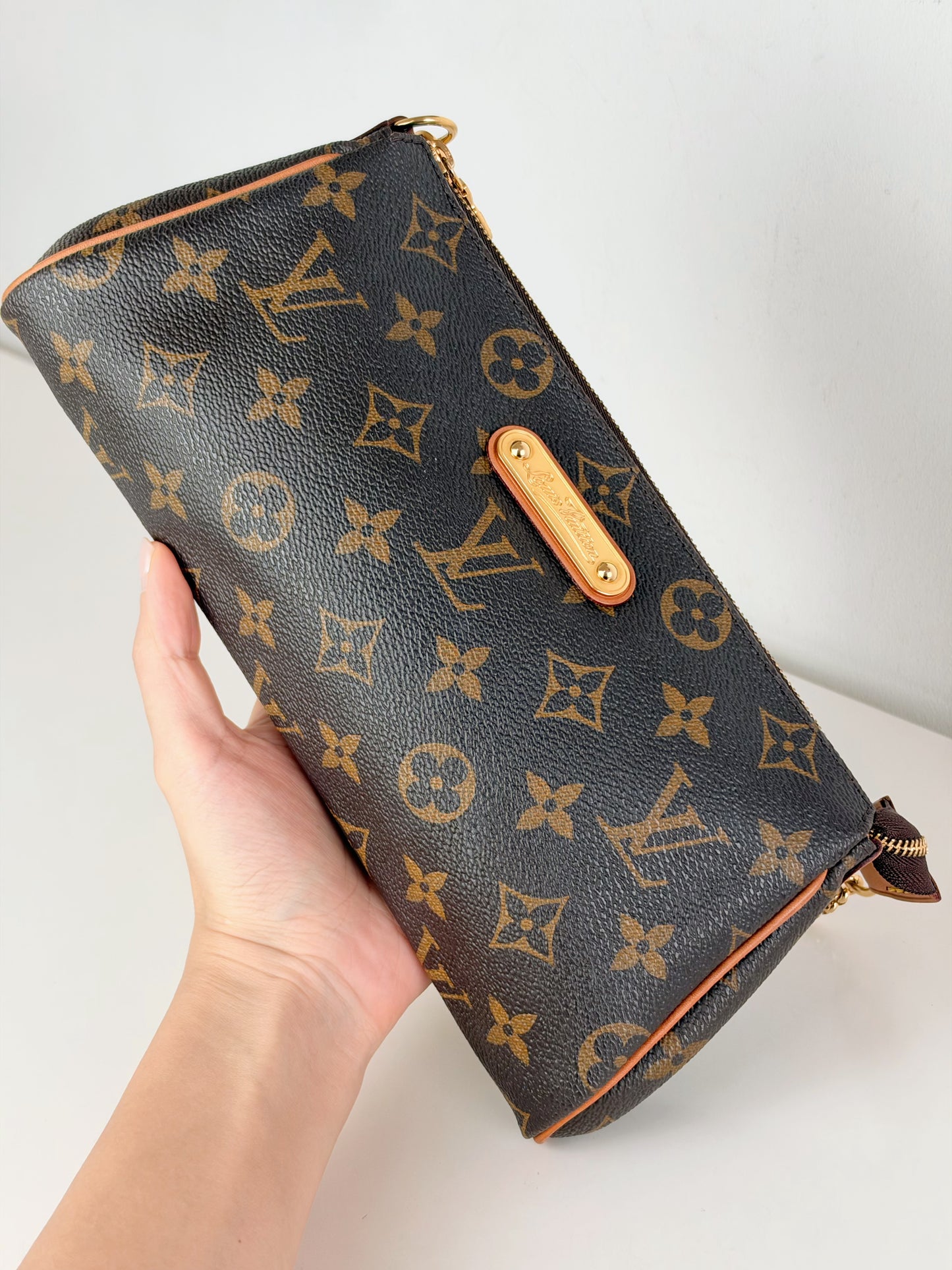 Louis Vuitton Vintage Eva Shoulder Crossbody Bag