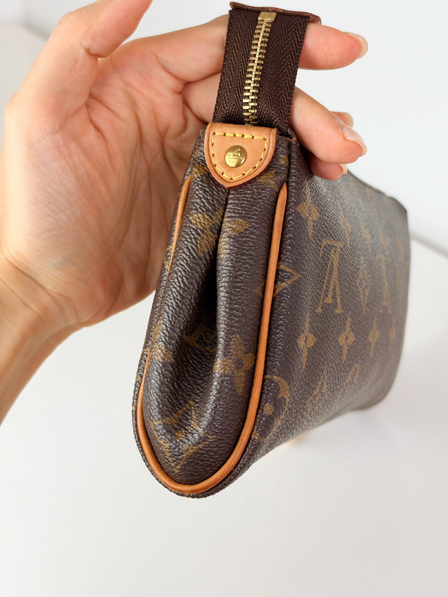 Louis Vuitton Vintage Eva Shoulder Crossbody Bag