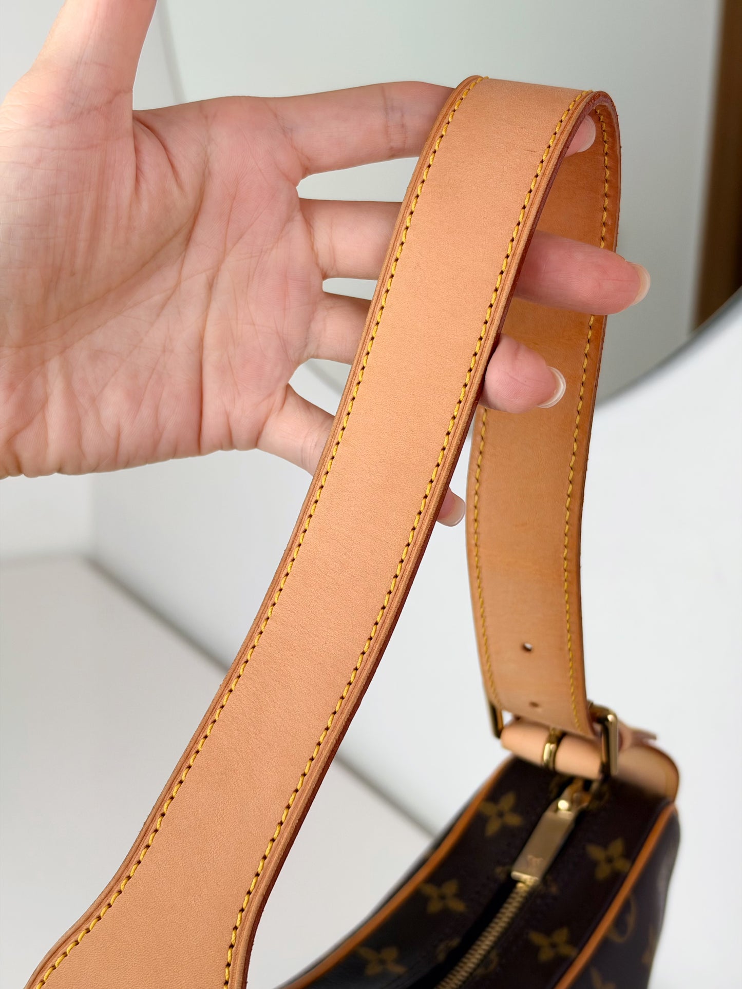 Louis Vuitton Vintage Croissant MM Shoulder Bag