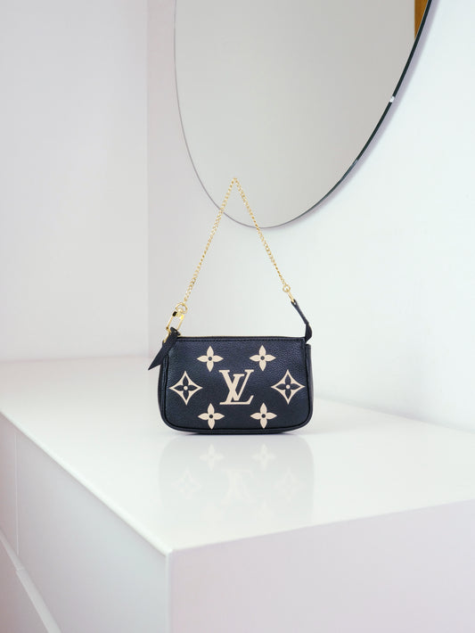 Louis Vuitton Vintage Biocolour Mini Pochette Accessoires Shoulder Crossbody Bag (RFID)