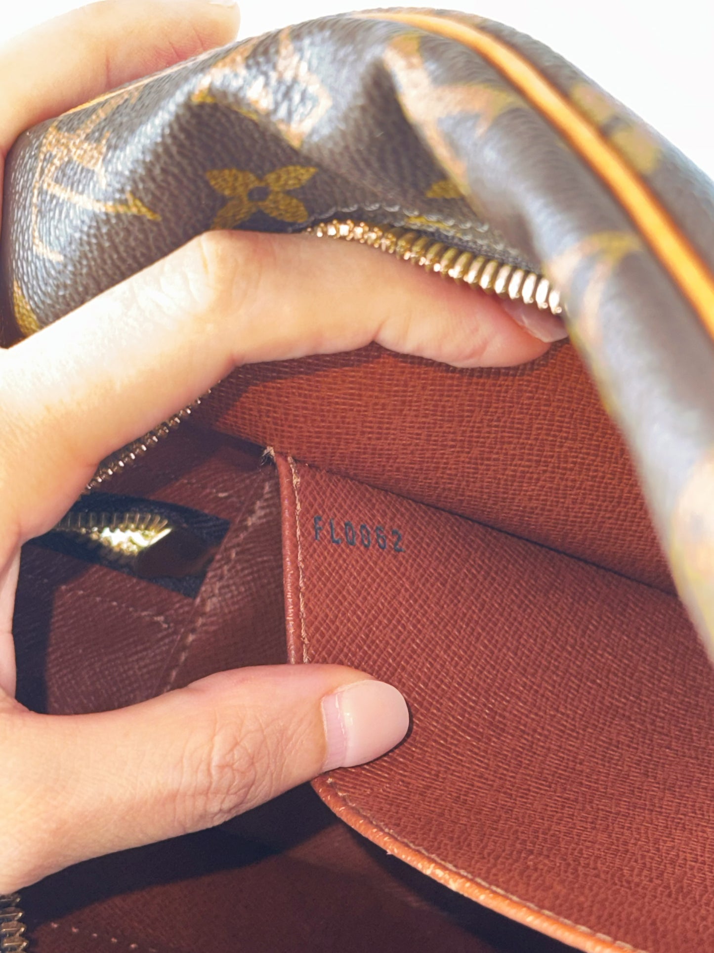 Louis Vuitton Vintage Cite MM Shoulder Bag