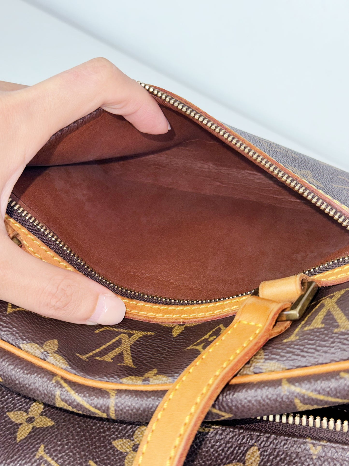 Louis Vuitton Vintage Cite MM Shoulder Bag