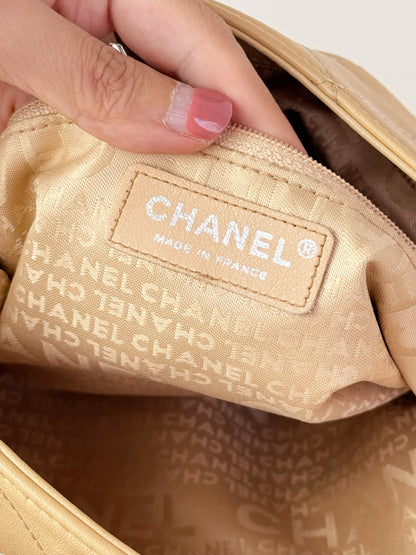 Chanel Vintage Lambskin Ultimate Soft Hobo Shoulder Bag