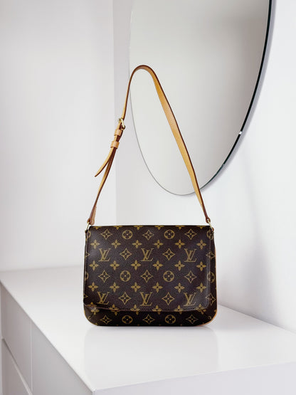 Louis Vuitton Musette Tango Shoulder Crossbody Bag