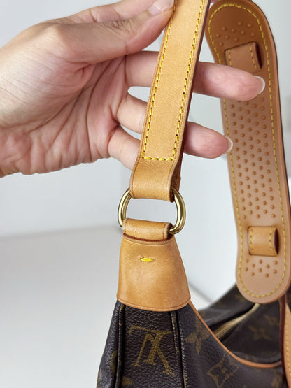 Louis Vuitton Vintage Boulogne Shoulder Crossbody Bag