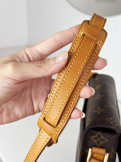 Louis Vuitton Vintage Saint Cloud MM Crossbody Bag