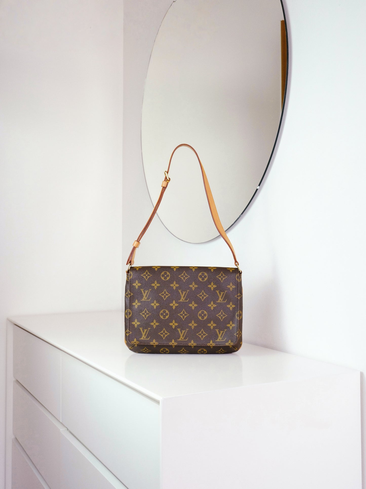 Louis Vuitton Vintage Musette Tango Shoulder Crossbody Bag