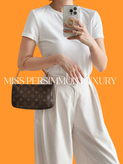 Louis Vuitton Vintage Pochette Accessoires Shoulder Crossbody Bag