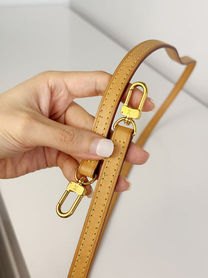 Louis Vuitton Vintage Eva Shoulder Crossbody Bag