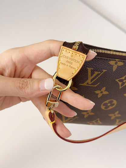 Louis Vuitton Vintage Pochette Accessoires Shoulder Crossbody Bag