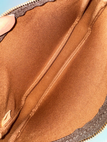 Louis Vuitton Vintage Pochette Accessoires Shoulder Crossbody Bag