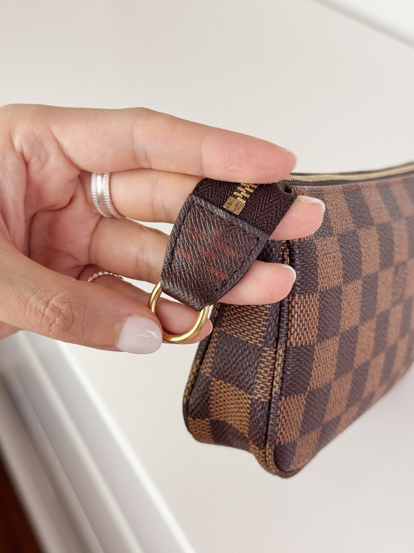 Louis Vuitton Vintage Damier Marais Bucket Tote Shoulder Bag