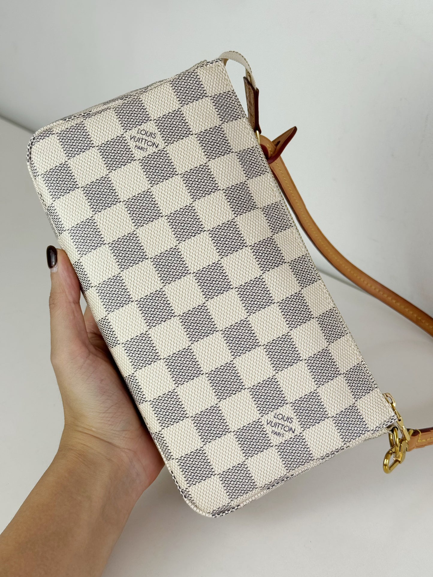 Louis Vuitton Azur Pochette Accessoires Shoulder Crossbody Bag RFID