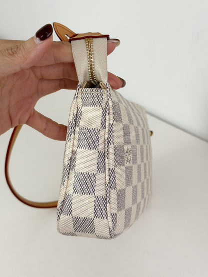 Louis Vuitton Azur Pochette Accessoires Shoulder Crossbody Bag RFID