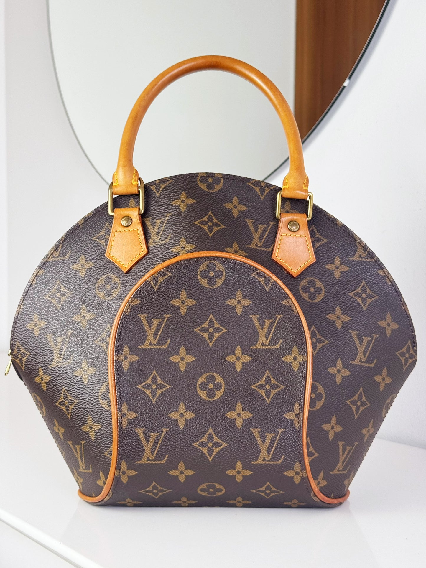 Louis Vuitton Vintage Ellipse Top Handle Crossbody Bag