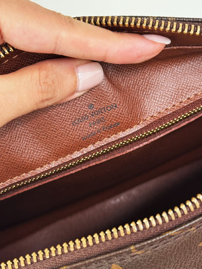 Louis Vuitton Vintage Nile Crossbody Bag