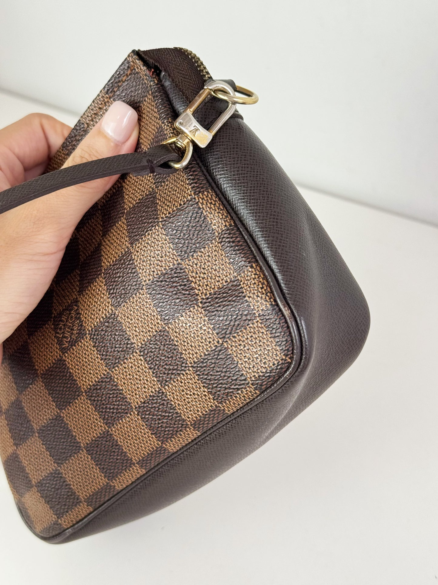 Louis Vuitton Vintage Damier Trousse Pochette Shoulder Crossbody Bag