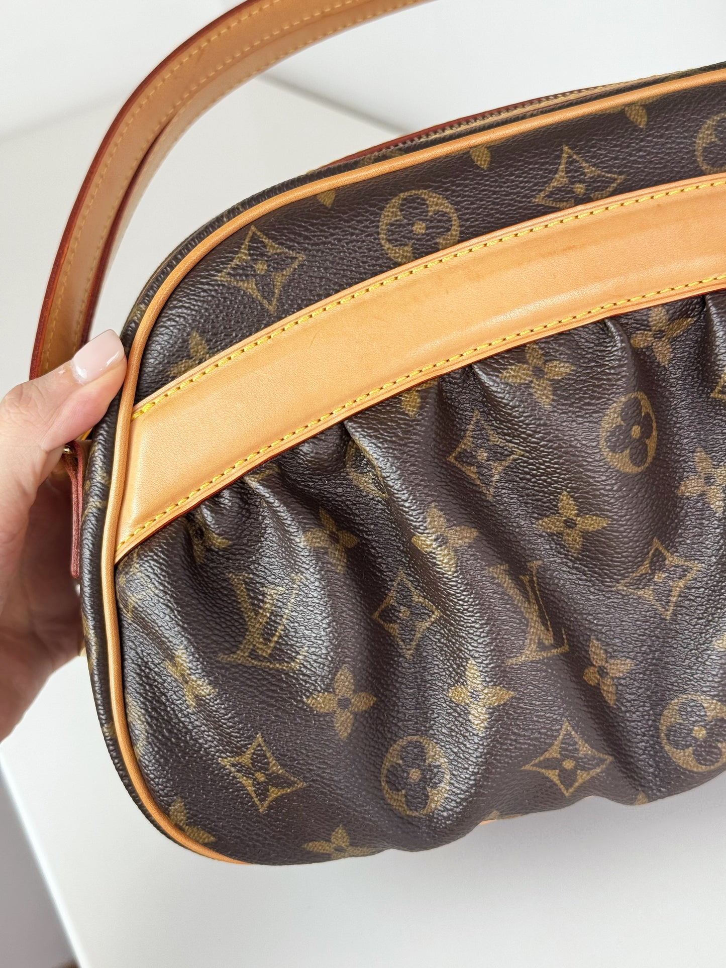 Louis Vuitton Vintage Klara Shoulder Bag