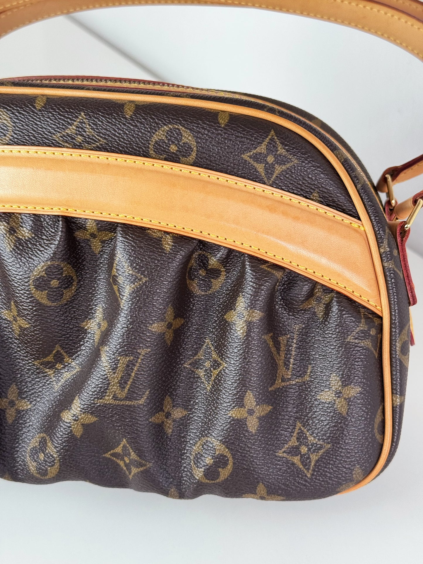 Louis Vuitton Vintage Klara Shoulder Bag