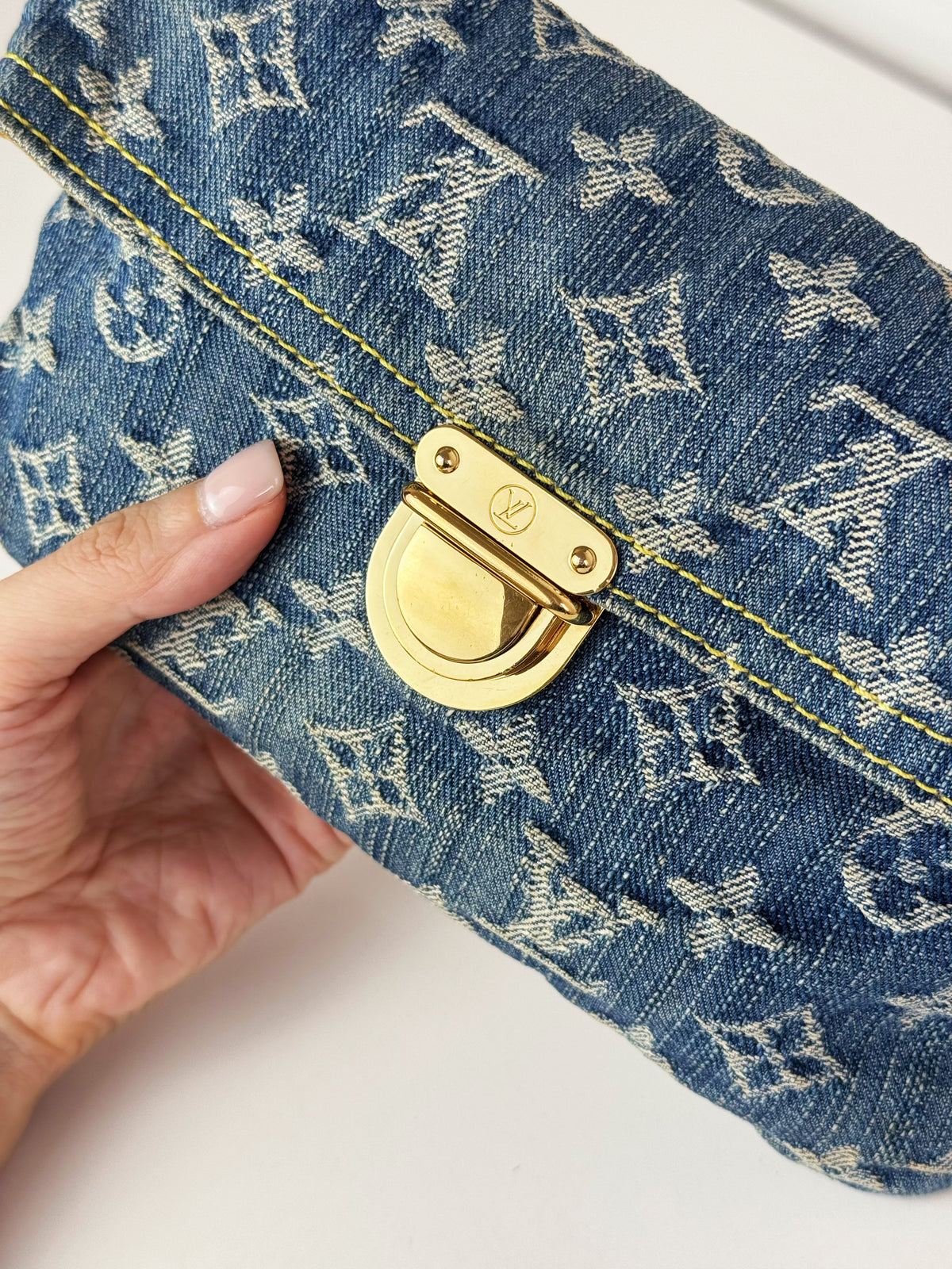 Louis Vuitton Vintage Denim Pochette Plat Clutch Handbag Crossbody Bag