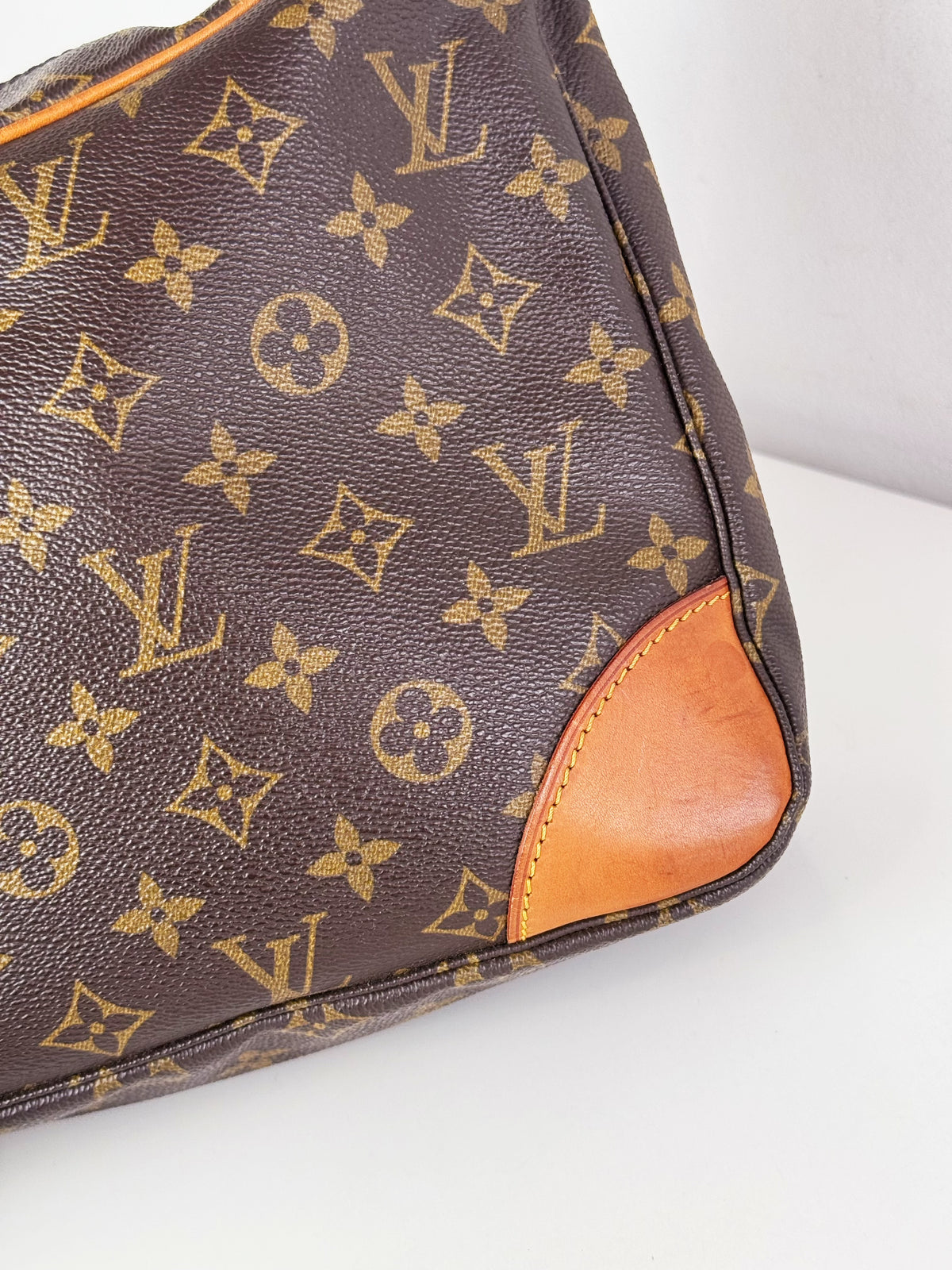 Louis Vuitton Vintage Boulogne Shoulder Crossbody Bag