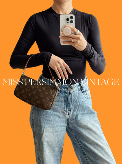 Louis Vuitton Vintage Pochette Accessoires Shoulder Crossbody Bag