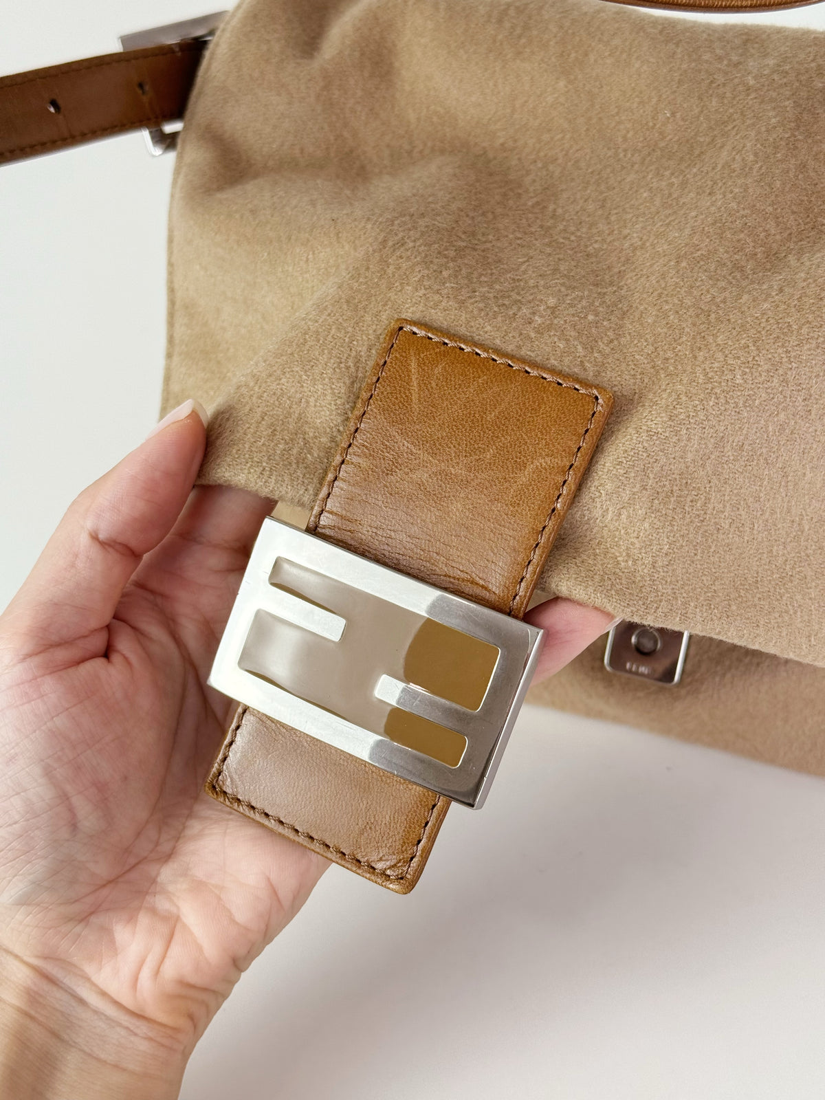 Fendi Vintage Beige Mamma Baguette Shoulder Bag