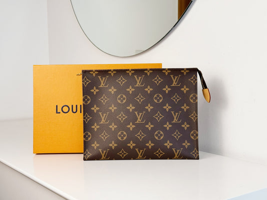 Louis Vuitton Vintage Toiletry 26 Handbag Crossbody Bag