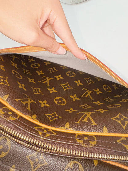 Louis Vuitton Vintage Reporter Shoulder Crossbody Bag