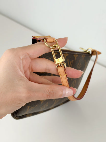 Louis Vuitton Vintage Pochette Accessoires Shoulder Crossbody Bag
