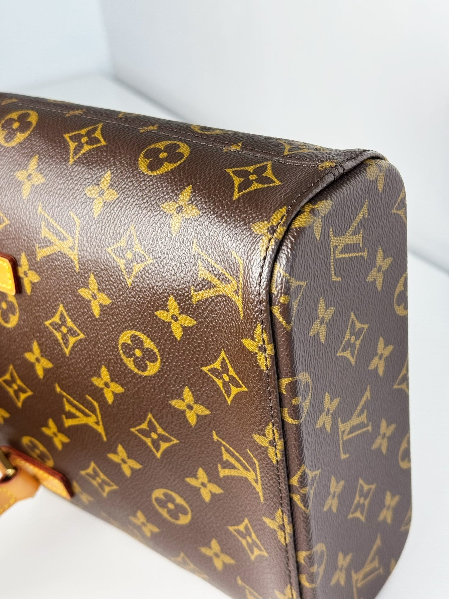Louis Vuitton Vintage Vavin Vivian Handbag Crossbody Bag